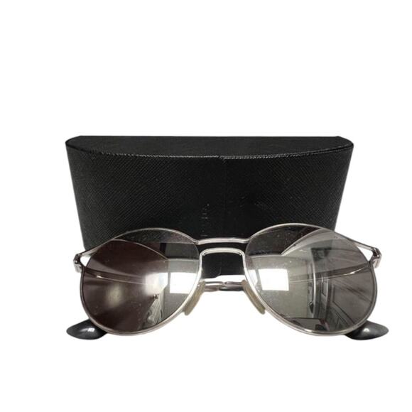 Prada Round Silver Mirrored Cinema
Sunglasses with Case SPR 62SS - Picture 4 of 9